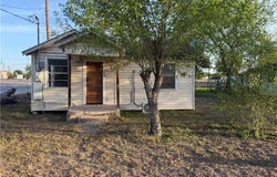 603 E Mesquite Street, Benavides, TX 78341
