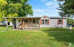 6800 Hillside Drive, Milford, KS 66514