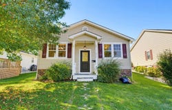 817 SHERWOOD AVE, WAYNESBORO, VA 22980