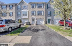 360 N BARRINGTON CT, NEWARK, DE 19702