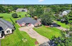 306 Navajo Trail, Lake Kiowa, TX 76240