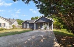 204 Dexter Bend Court, Fountain Inn, SC 29644