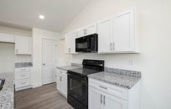 1325 W Kay Street, Bolivar, MO 65613
