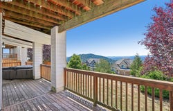 10996 SE LENORE St, HappyValley, OR 97086
