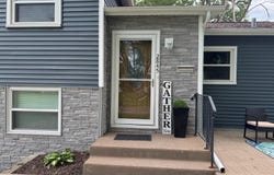 2845 WASHINGTON Lane, Davenport, IA 52804