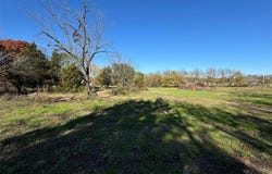812 W Bells Boulevard, Bells, TX 75414