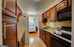 1305 N BROOM STREET, WILMINGTON, DE 19806