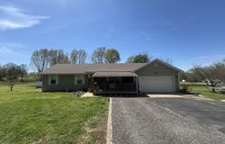 3951 County Lane 119, Carthage, MO 64836