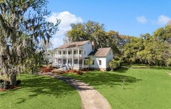 304 SCOTCHPINE Drive, Mandeville, LA 70471
