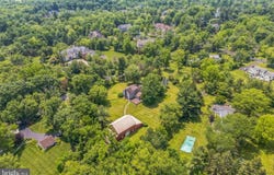 1305 MEETINGHOUSE RD, NORTH WALES, PA 19454