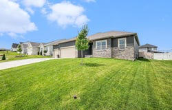 12114 S 111 Street, Papillion, NE 68046