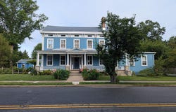 302 S MAIN STREET, HIGHTSTOWN, NJ 08520