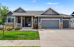 1761 Vista Point Ln, Windsor, CO 80550