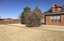 101 SE 6th Street, Plainview, TX 79072