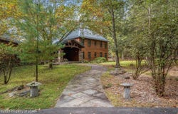 235 E Center Street, Shavertown, PA 18708