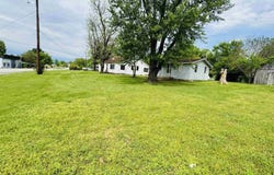 26 E Earl Street, Oxford, AR 72565