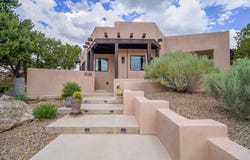 1021 Camino Del Monte, Taos, NM 87571