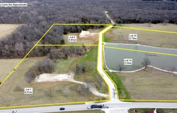 7 Serenity Lake Court, Foristell, MO 63348