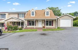 124 FRICK AVENUE, WAYNESBORO, PA 17268