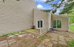 2014 Blackthorn Drive, Champaign, IL 61821