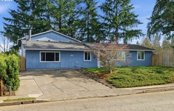 17840 WOLF Dr, Sandy, OR 97055