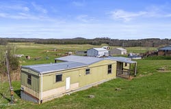 6474 Hardinsburg Rd, Cecilia, KY 42724