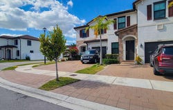 10902 W 33rd Way, Hialeah, FL 33018