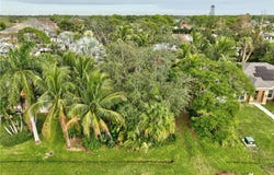 673 SE Damask Avenue, Port St Lucie, FL 34983