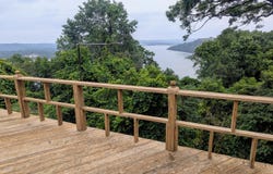 55 Cricket Hill Lane, Lampe, MO 65681