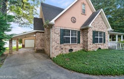 313 Rault Drive, Lumberton, MS 39455