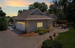 7059 Jamaca Avenue N, Grant, MN 55082
