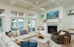 2 Arlington Circle, Milton, NY 12020