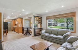 2107 Glenwall Dr, Waukesha, WI 53188