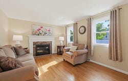 10 Douglas Ave, Methuen, MA 01844