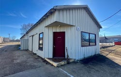 222,232 & 254 E Hickory Street, Paris, TX 75460