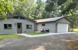 1688 S Aurora Lane, Nekoosa, WI 54457