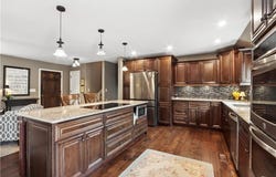 6911 E 128th Street, Grandview, MO 64030