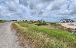 Rockport, TX 78382
