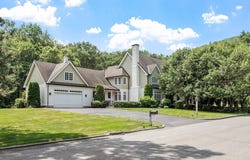 20 Hillery Rd, Leominster, MA 01453