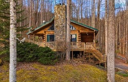 84 Stone Wall Rd, Whittier, NC 28783