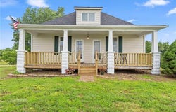 18724 Bobwhite Trail, Blackburn, MO 65321