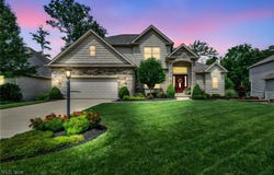 21198 Breckenridge Lane, Strongsville, OH 44149