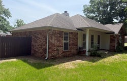 1803 Oakview DR, Lavaca, AR 72941