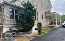 101 PLYMOUTH ROAD, SICKLERVILLE, NJ 08081