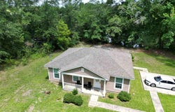 820 Fannie Rd, Century, FL 32535