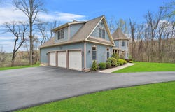 14 Warwick Lake Parkway, Warwick, NY 10990