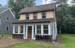 67 SOMERDALE ROAD, BLACKWOOD, NJ 08012