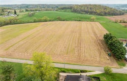 Bair Road NW, Dover, OH 44622