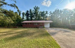 1607 E Church St, Booneville, MS 38829