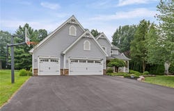 348 Red Spruce Lane, Rochester, NY 14616